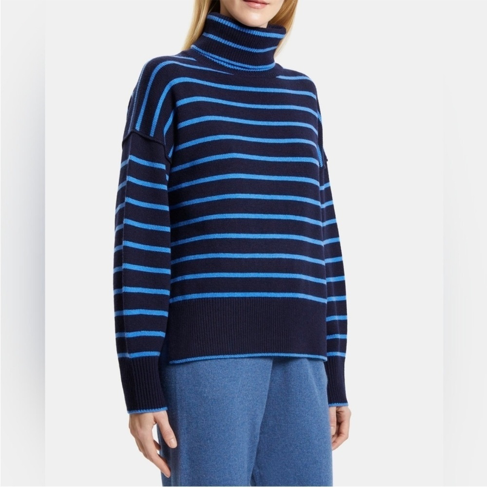 Theory Striped Turtleneck Sweater in Wool-Cashmere Blue Cozy Navy Tetbury M
